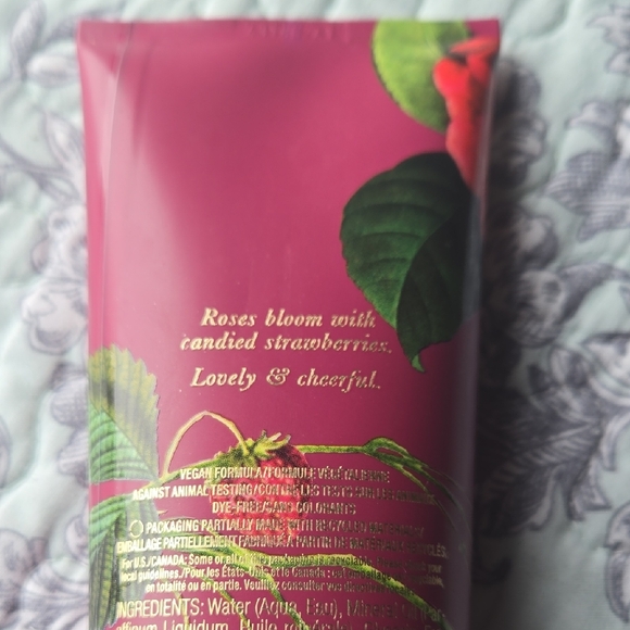 Victoria's Secret Charming Rose Body Lotion - Picture 2 of 2